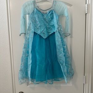 Princess Elsa Disney Dress-Up